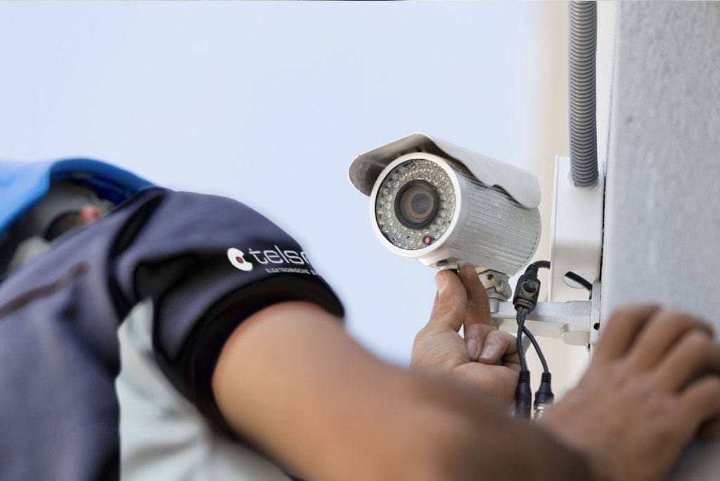 Sicherheit für Sie: Videoüberwachung für In & Outdoor